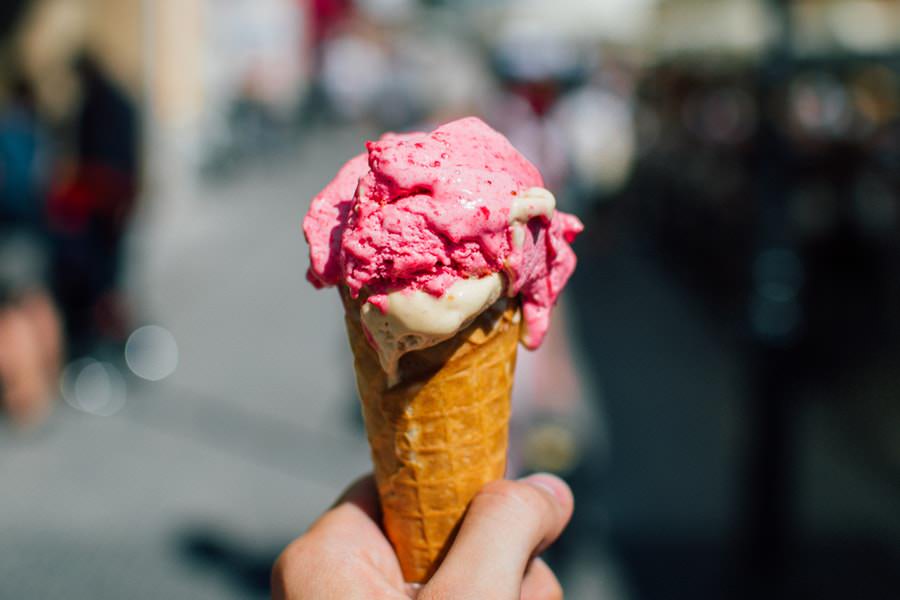 ice cream photo to understand buyer psychology